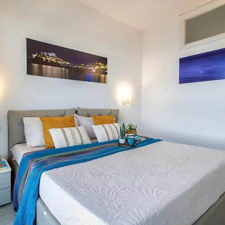 Sardinia Re - Miramare 14 Sea View Apartment